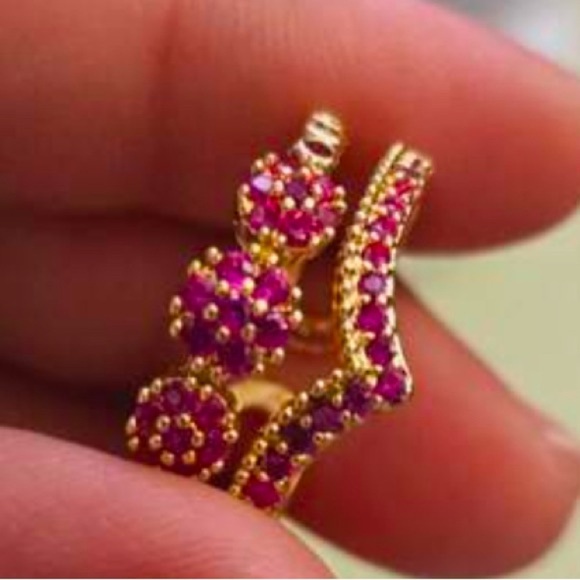 Gold and Pink Open Design Ring with Pink Gemstones - Picture 5 of 7